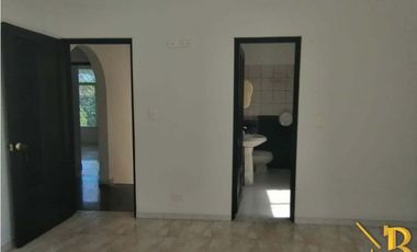 ARRIENDO CASA PARA EMPRESA BARRIO LOS HELECHOS