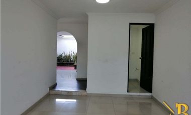 ARRIENDO CASA PARA EMPRESA BARRIO LOS HELECHOS