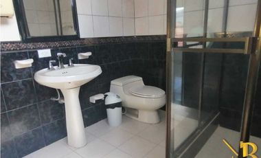 ARRIENDO CASA PARA EMPRESA BARRIO LOS HELECHOS