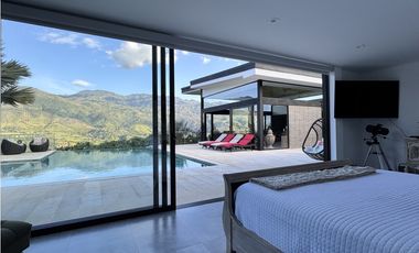 Casa Campestre de Lujo en Venta Barbosa Antioquia