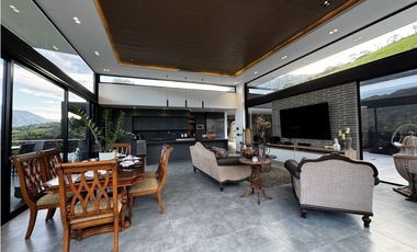 Casa Campestre de Lujo en Venta Barbosa Antioquia