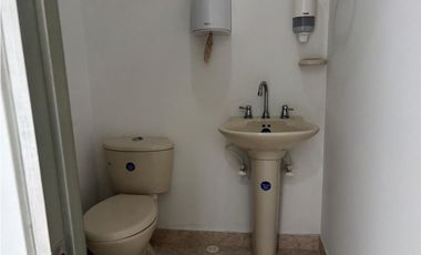 Vendo Aparta-oficina en alto de palmas - Mall Indiana