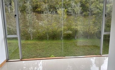 Vendo Aparta-oficina en alto de palmas - Mall Indiana
