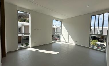 Se vende casa en Coralina Bahía, Santa Marta