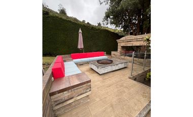 HERMOSA CASA EN VENTA EN LA CALERA