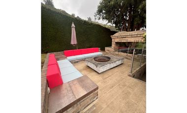 HERMOSA CASA EN VENTA EN LA CALERA