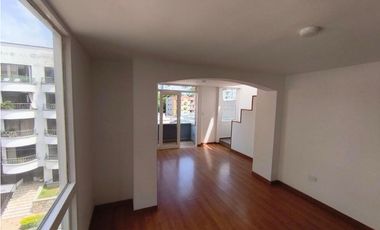 SE RENTA APARTAMENTO DUPLEX EN EL NORTE - SECTOR PROFESIONALES