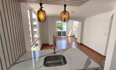SE RENTA APARTAMENTO DUPLEX EN EL NORTE - SECTOR PROFESIONALES