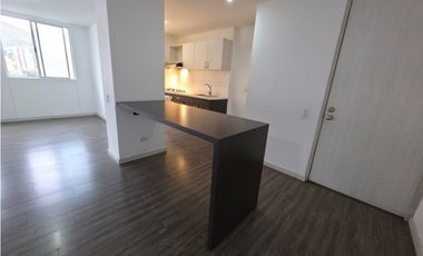 ESPACIOSO APARTAMENTO EN SURAMERICA UNIDAD COMPLETA