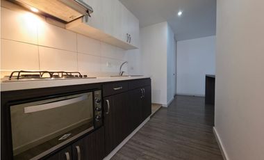 ESPACIOSO APARTAMENTO EN SURAMERICA UNIDAD COMPLETA