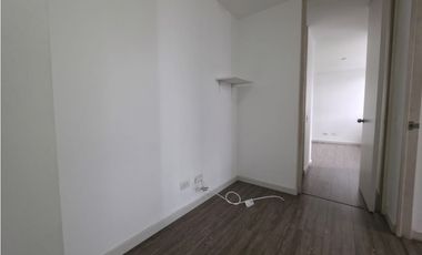 ESPACIOSO APARTAMENTO EN SURAMERICA UNIDAD COMPLETA