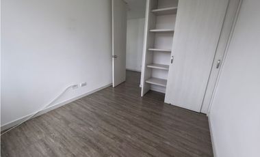 ESPACIOSO APARTAMENTO EN SURAMERICA UNIDAD COMPLETA
