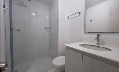 ESPACIOSO APARTAMENTO EN SURAMERICA UNIDAD COMPLETA