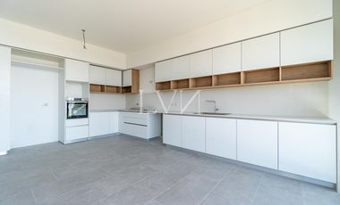 Venta departamento 4 ambientes con balcón perimetral - Vicente Lopez - INFINITY TOWERS