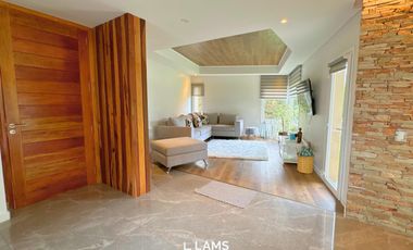 Casa 4 ambientes con piscina climatizada - Alquiler de Marzo a Diciembre - Barrio Privado Rumenco