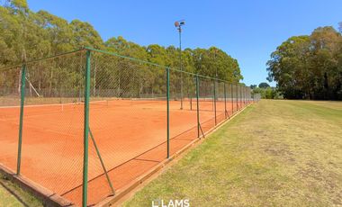 Casa 4 ambientes con piscina climatizada - Alquiler de Marzo a Diciembre - Barrio Privado Rumenco
