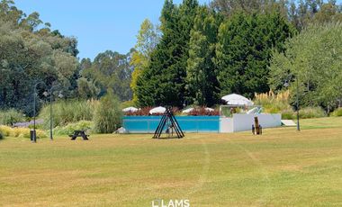 Casa 4 ambientes con piscina climatizada - Alquiler de Marzo a Diciembre - Barrio Privado Rumenco