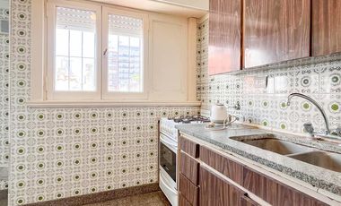 Departamento 3 ambientes al frente / Zona centro