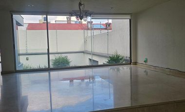 CASA EN RENTA EN JARDINES EN LA MONTAÑA