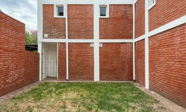 Casa en venta APTO CRÉDITO en Villa Rivera Indarte