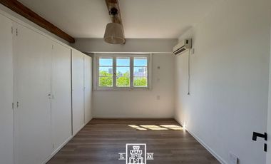 Adolfo Alsina y Belgrano - 3/4 amb con terraza y parrilla - Reciclado - Venta