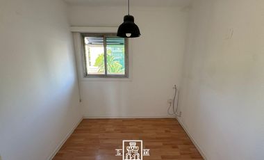 Adolfo Alsina y Belgrano - 3/4 amb con terraza y parrilla - Reciclado - Venta