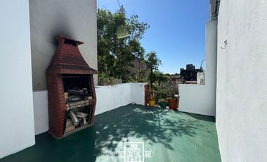 Adolfo Alsina y Belgrano - 3/4 amb con terraza y parrilla - Reciclado - Venta