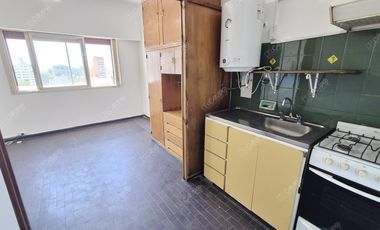 Av. San Isidro Labrador 4600 - Monoambiente sin expensas - Un piso por escalera