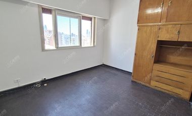Av. San Isidro Labrador 4600 - Monoambiente sin expensas - Un piso por escalera
