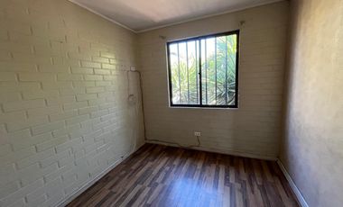 ARRIENDO CASA CONDOMINIO LINDEROS BUIN 3 DORMITORIOS 2 BAÑOS ESCRITORIO ESTACIONAMIENTO