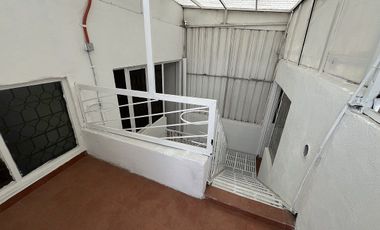 Venta casa Cumbria, Cuautitlan Izcalli uso suelo hab. y comer.