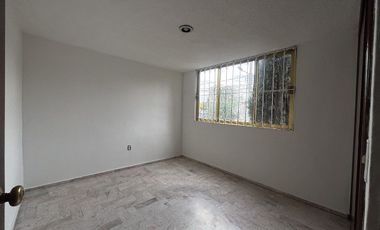 Venta casa Cumbria, Cuautitlan Izcalli uso suelo hab. y comer.