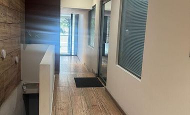 ¡EXCELENTE OPORTUNIDAD¡ AMPLIO Y CON EXCELENTE UBICACION