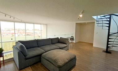 Penthouse ejecutivo amueblado. Solución llave en mano para reubicación en Metep