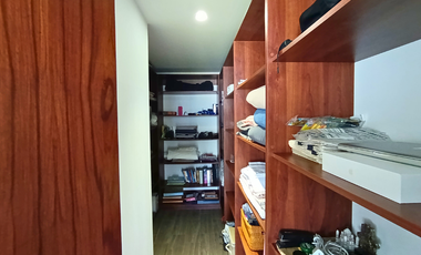 Penthouse ejecutivo amueblado. Solución llave en mano para reubicación en Metep