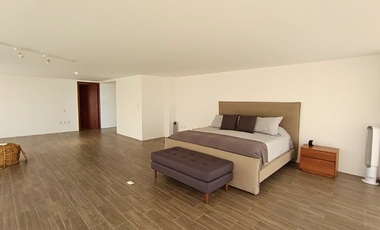 Penthouse ejecutivo amueblado. Solución llave en mano para reubicación en Metep