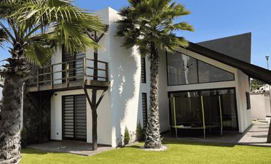 Casa en Venta en Residencial Las Palmas, estilo Resort