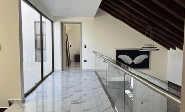 Casa en Venta en Residencial Las Palmas, estilo Resort