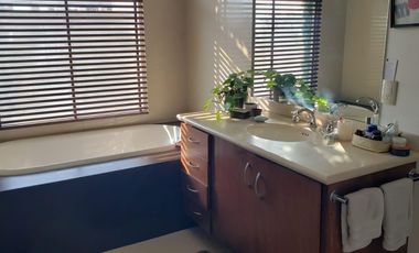 Casa en Renta en excelente ubicación en el Club de Golf Los Encinos