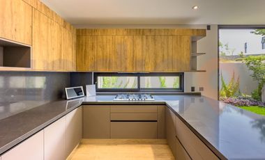 CASA EN RENTA EN ALTOZANO, CONDOMINIO ROCA