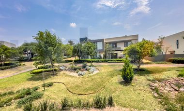 CASA EN RENTA EN ALTOZANO, CONDOMINIO ROCA