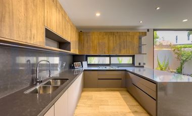 CASA EN RENTA EN ALTOZANO, CONDOMINIO ROCA