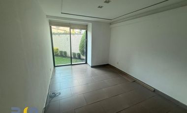 LOMAS DE VISTA HERMOSA. casa en renta