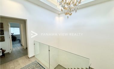 CRESCENT LANE / SANTA MARIA / VENTA