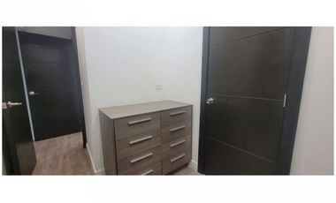 Casa con piscina - Albrook - Ancón