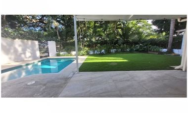 Casa con piscina - Albrook - Ancón