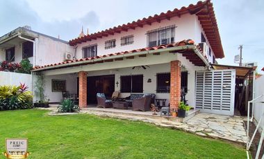 En venta casa en El Cangrejo