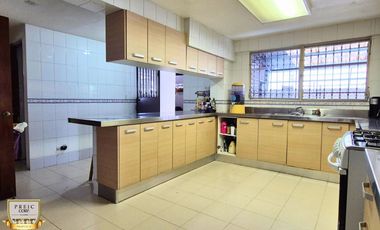 En venta casa en El Cangrejo
