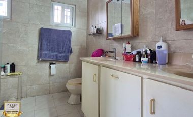 En venta casa en El Cangrejo
