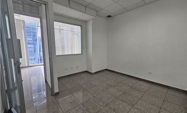 CALLE 50 / TORRE GLOBAL BANK / 95M2 / OFICINA  CON DIVISIONES